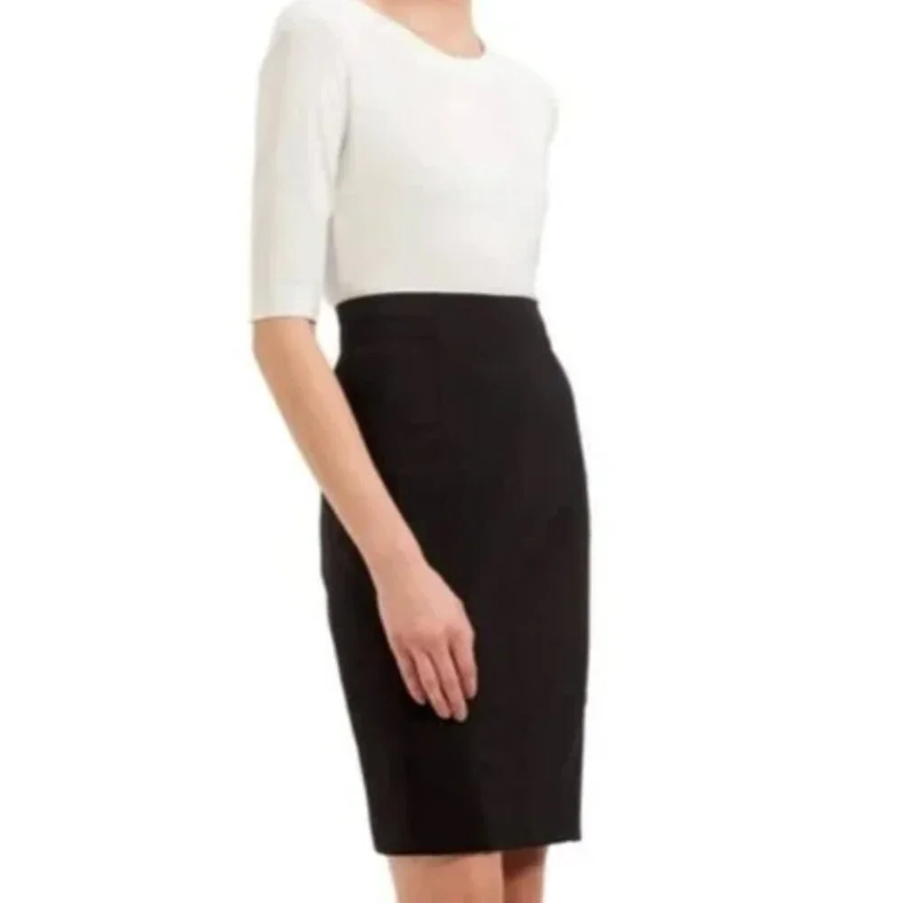 Akris Punto Black Wool Pencil Skirt Exposed Stitch Size 10